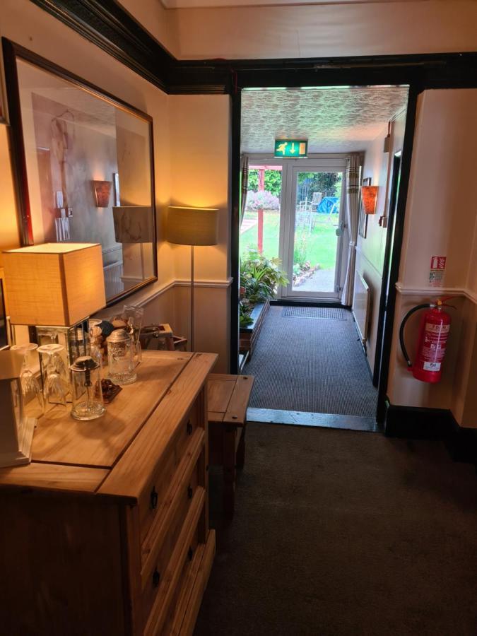 Tudor Lodge Hotel Nottingham Esterno foto
