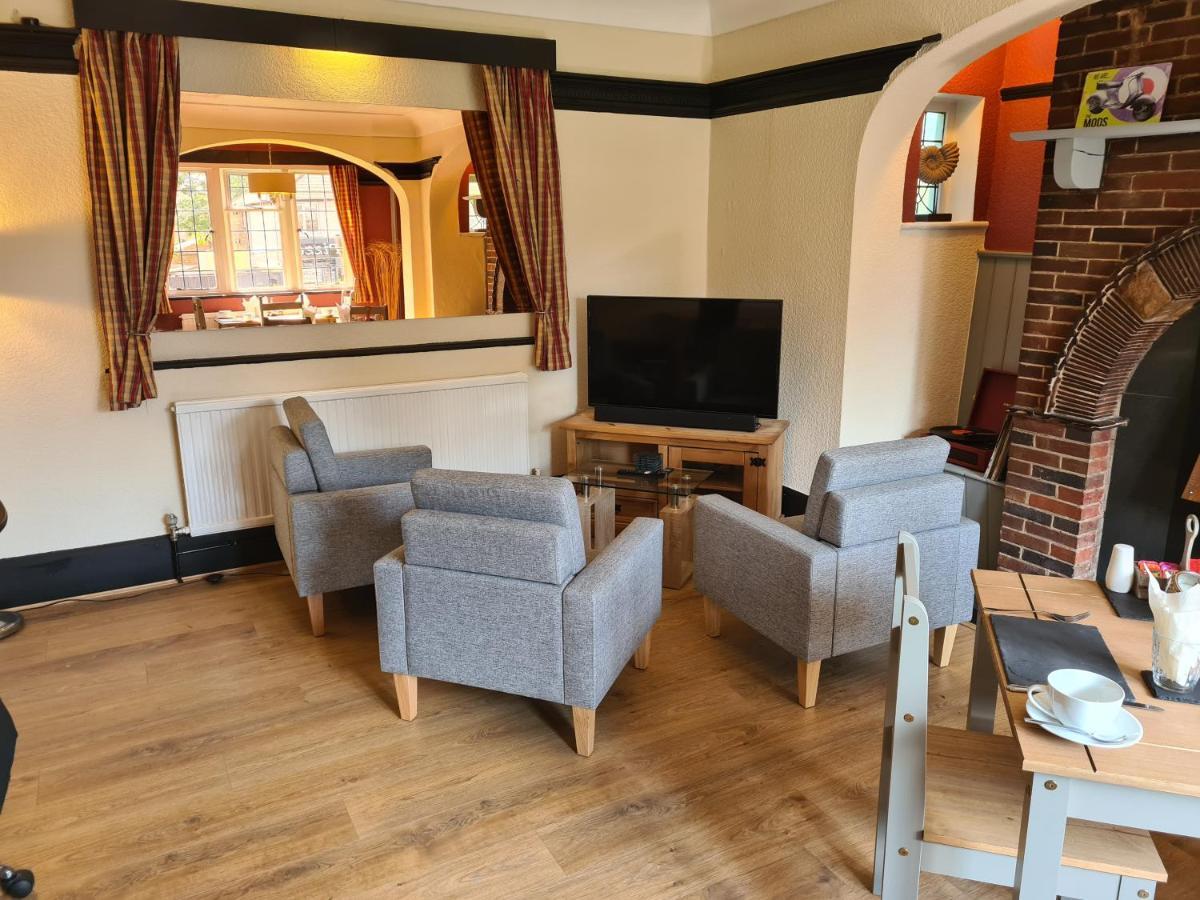 Tudor Lodge Hotel Nottingham Esterno foto