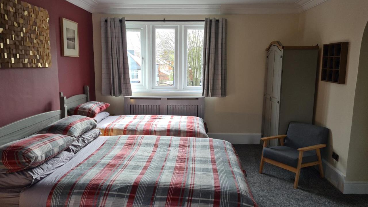 Tudor Lodge Hotel Nottingham Esterno foto